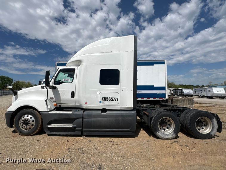 image for item YA2430 2019 International LT625 semi truck