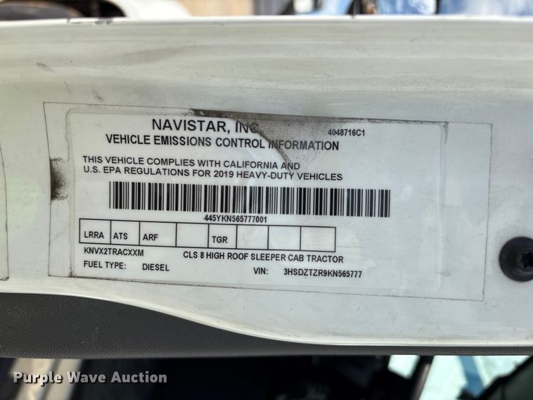 image for item YA2430 2019 International LT625 semi truck