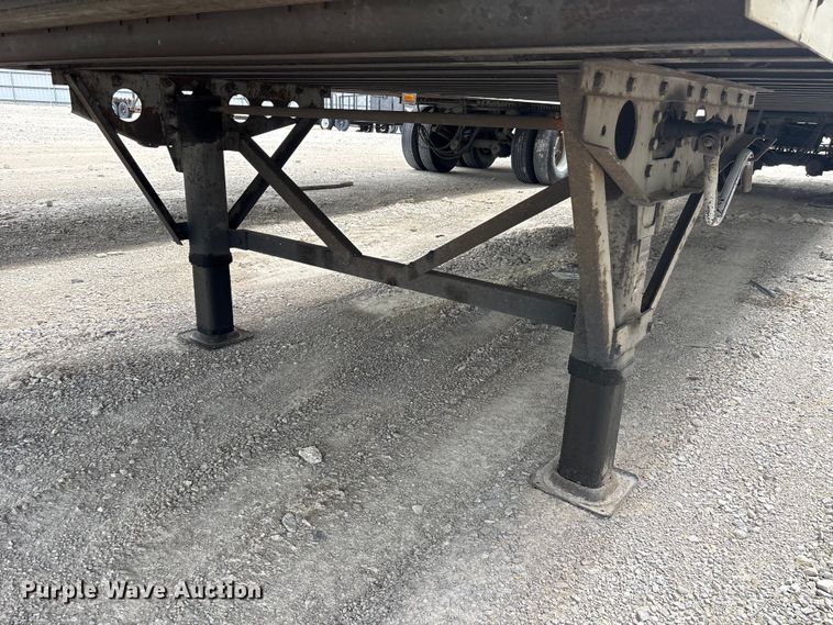 image for item YA2435 2014 Wabash DVHDHPC dry van trailer