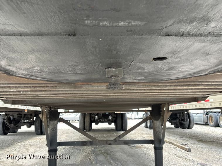 image for item YA2435 2014 Wabash DVHDHPC dry van trailer