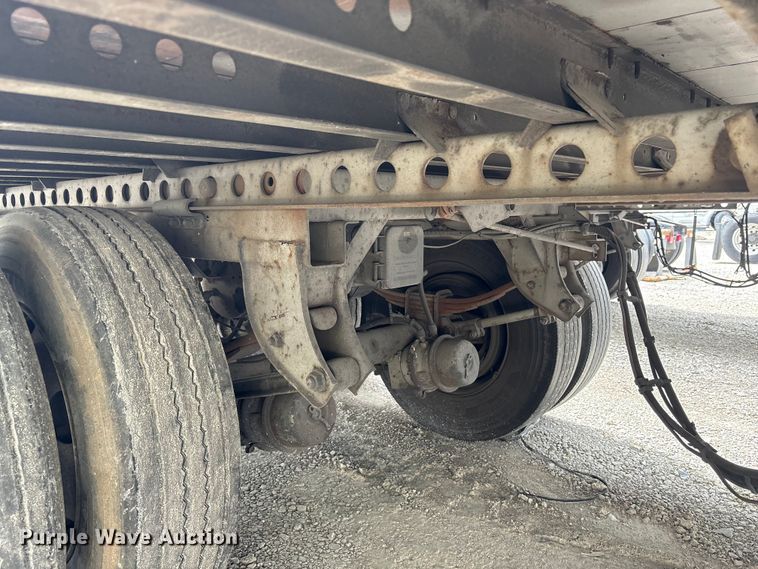 image for item YA2435 2014 Wabash DVHDHPC dry van trailer