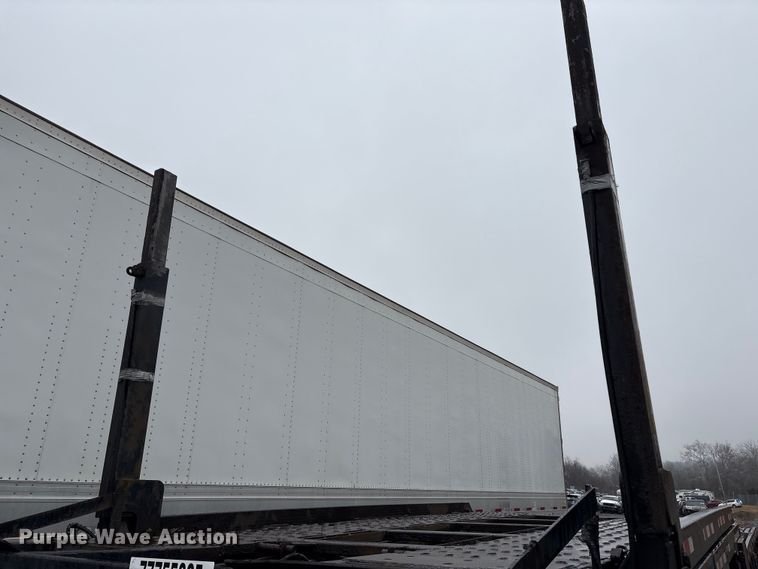 image for item YA2543 2018 Sun Country car carrier