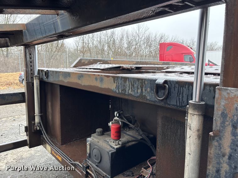image for item YA2543 2018 Sun Country car carrier