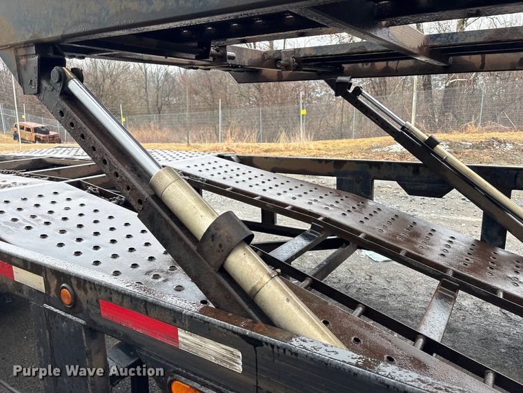 image for item YA2543 2018 Sun Country car carrier