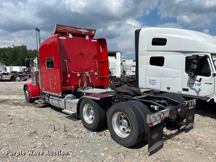 image for item YA2665 2020 Peterbilt 389 semi truck