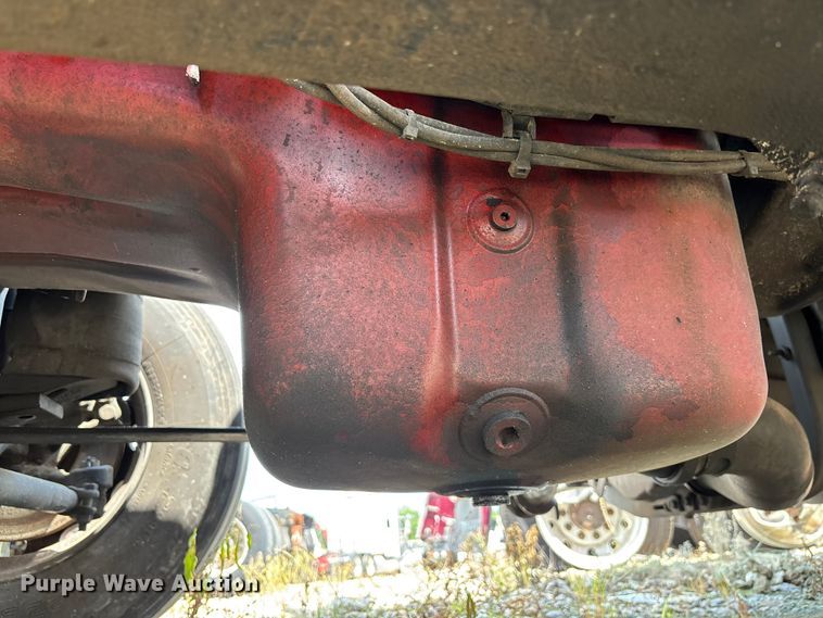 image for item YA2665 2020 Peterbilt 389 semi truck