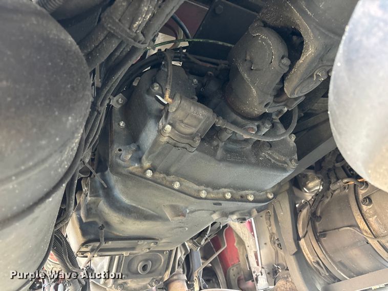 image for item YA2665 2020 Peterbilt 389 semi truck