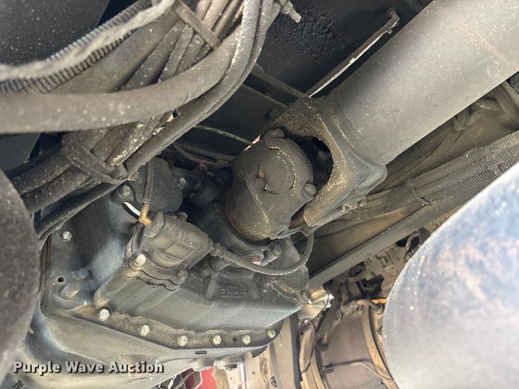 image for item YA2665 2020 Peterbilt 389 semi truck
