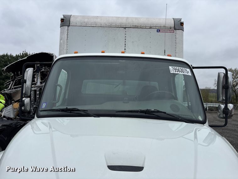 image for item YA2677 2016 Freightliner Business Class M2 box truck