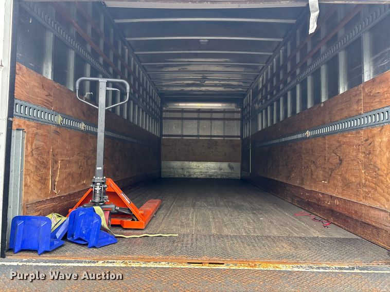 image for item YA2677 2016 Freightliner Business Class M2 box truck