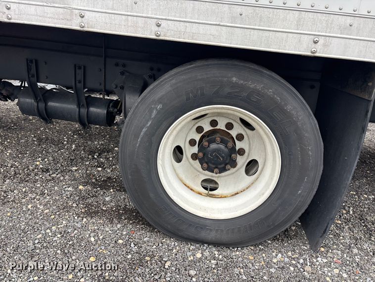 image for item YA2677 2016 Freightliner Business Class M2 box truck