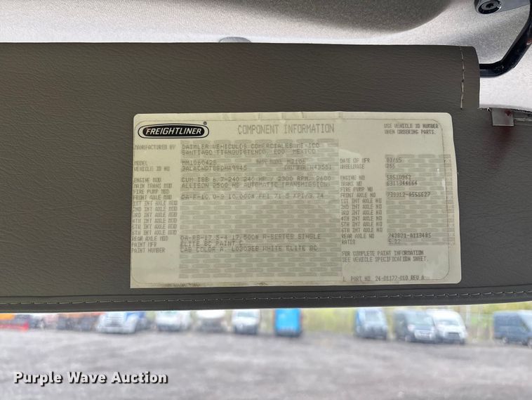 image for item YA2677 2016 Freightliner Business Class M2 box truck
