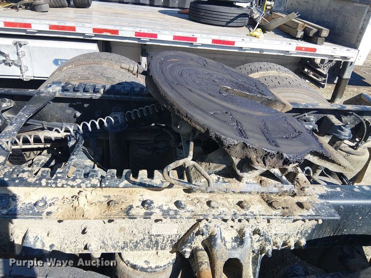 image for item YA2866 2025 Kenworth T880 semi truck