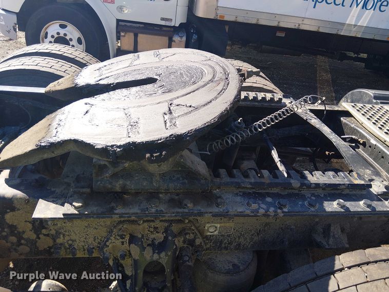 image for item YA2866 2025 Kenworth T880 semi truck
