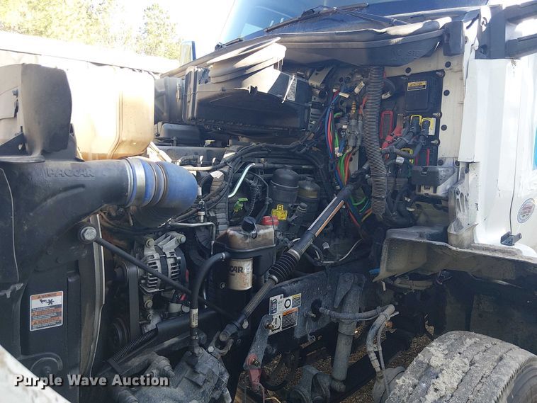 image for item YA2866 2025 Kenworth T880 semi truck