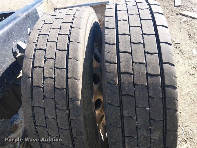 image for item YA2866 2025 Kenworth T880 semi truck