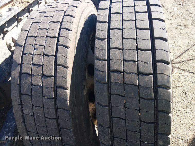 image for item YA2866 2025 Kenworth T880 semi truck