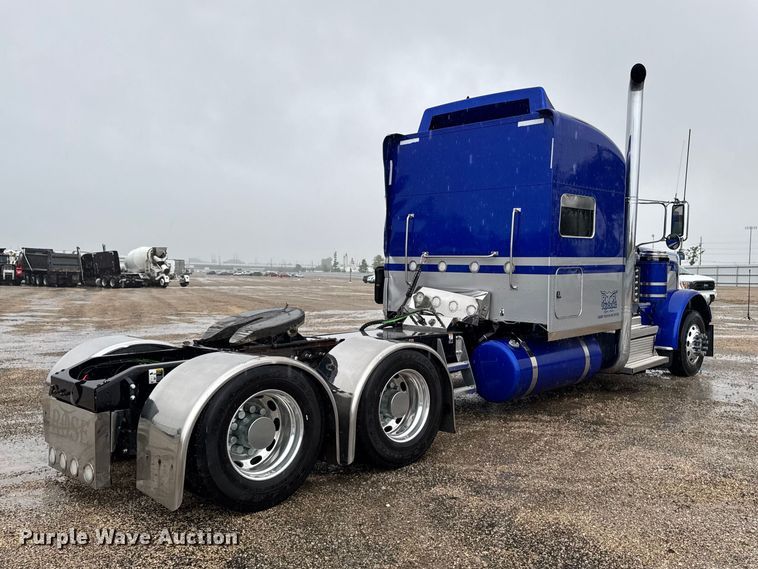 image for item YA2878 2023 Peterbilt 389 semi truck
