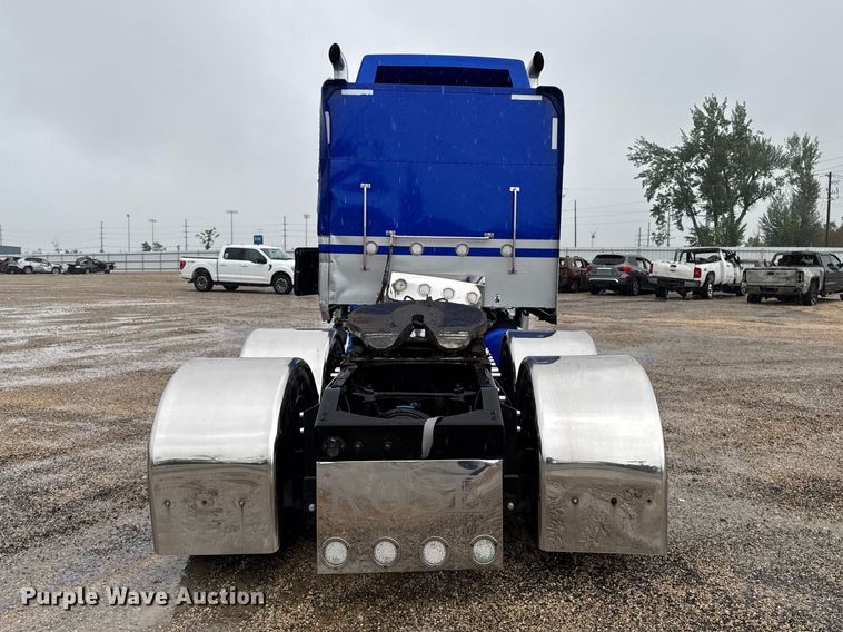 image for item YA2878 2023 Peterbilt 389 semi truck