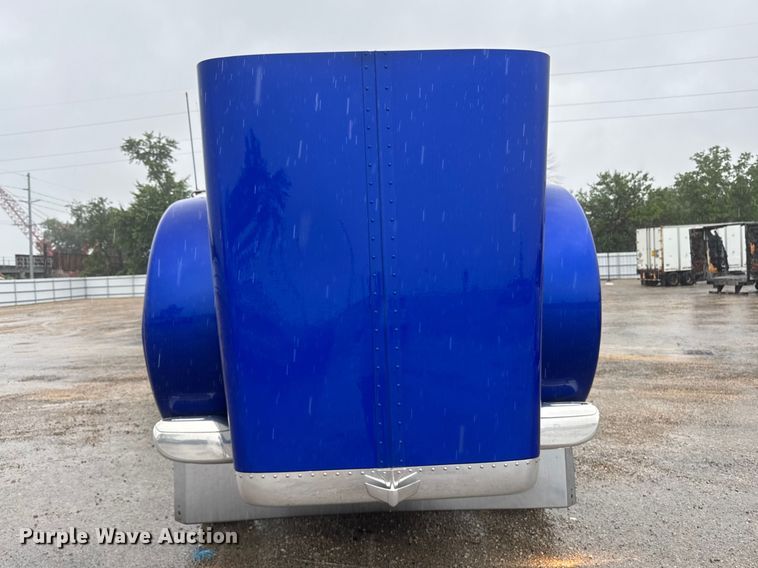 image for item YA2878 2023 Peterbilt 389 semi truck