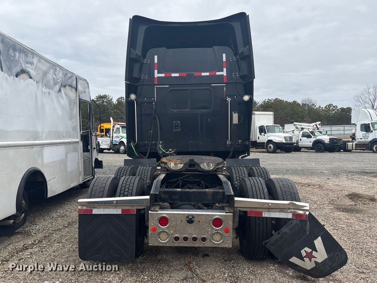 image for item YA2949 2017 Western Star 5700XE semi truck