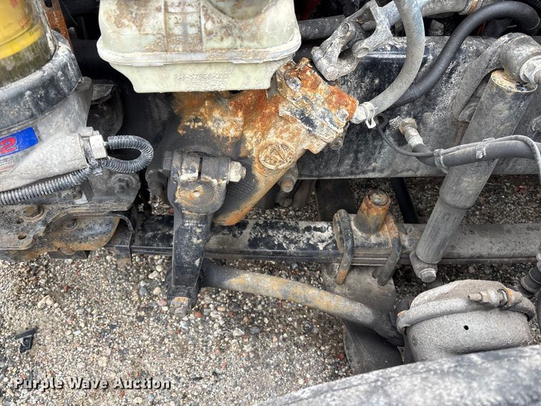 image for item YA2949 2017 Western Star 5700XE semi truck