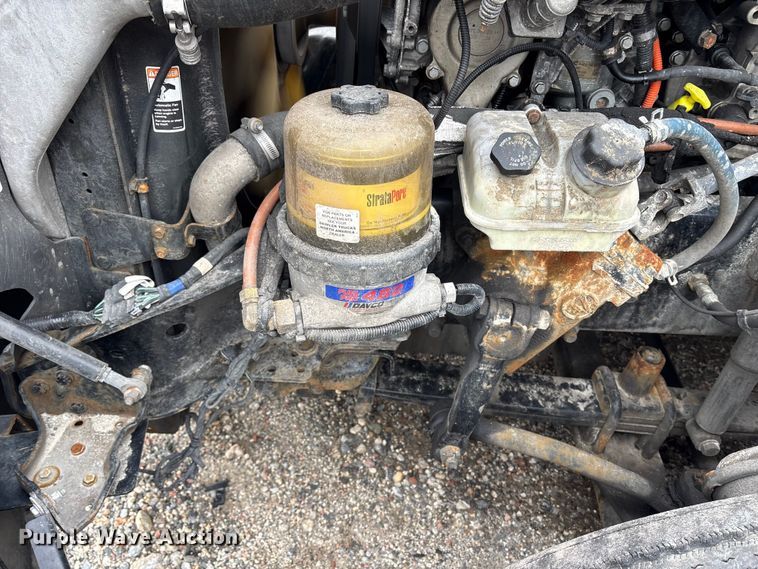 image for item YA2949 2017 Western Star 5700XE semi truck