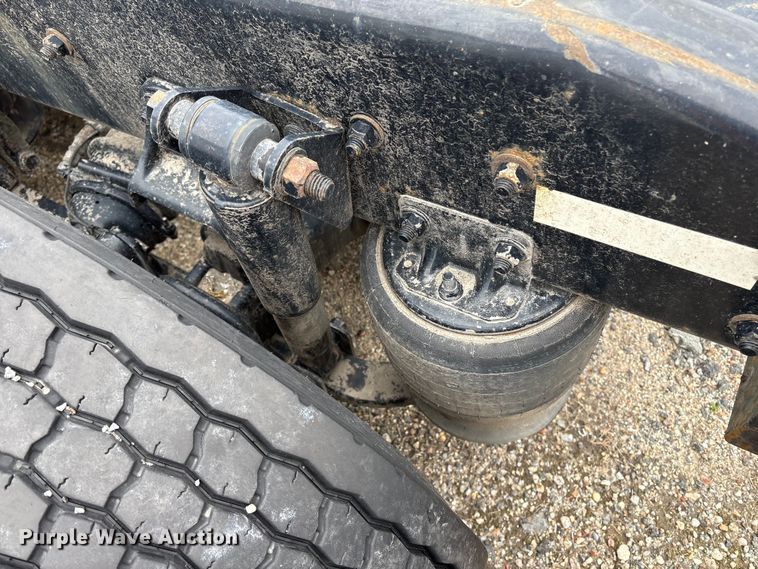 image for item YA2949 2017 Western Star 5700XE semi truck