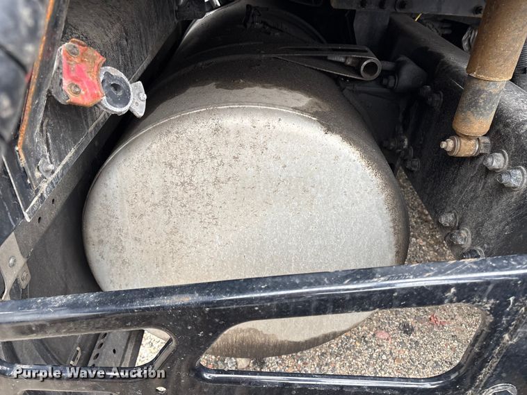 image for item YA2949 2017 Western Star 5700XE semi truck