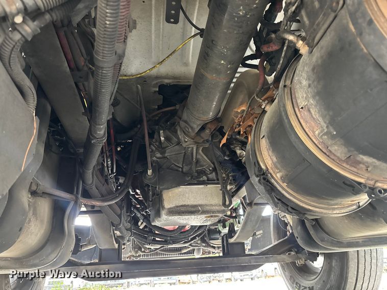 image for item YA2971 2019 Freightliner Business Class M2 box truck