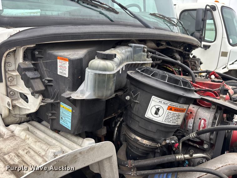 image for item YA2971 2019 Freightliner Business Class M2 box truck