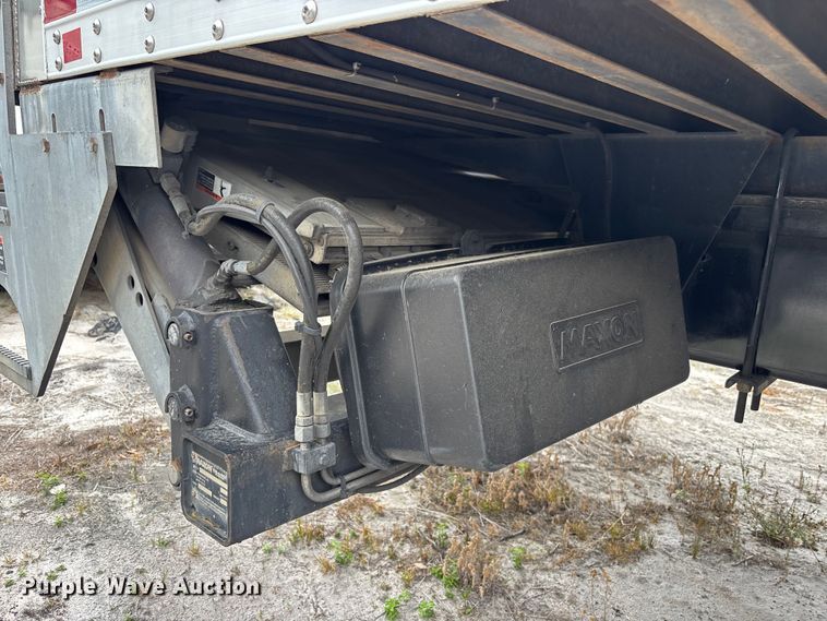 image for item YA2972 2019 Freightliner Business Class M2 box truck