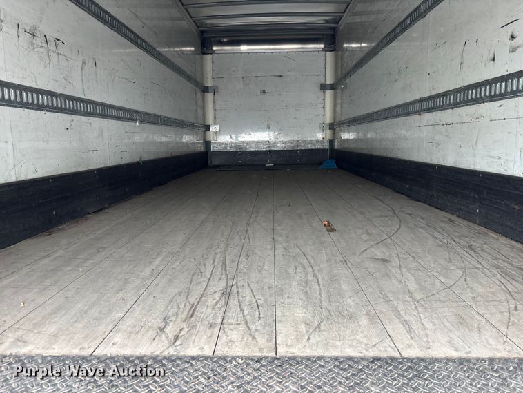 image for item YA2972 2019 Freightliner Business Class M2 box truck