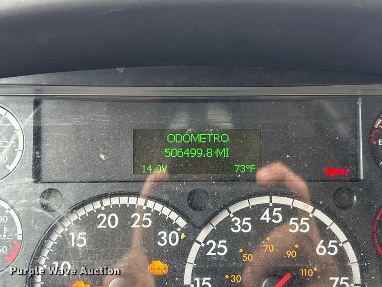 image for item YA2972 2019 Freightliner Business Class M2 box truck