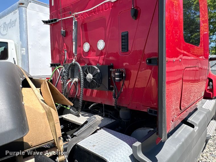 image for item YA3011 2018 International LT625 semi truck