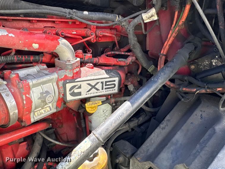 image for item YA3011 2018 International LT625 semi truck