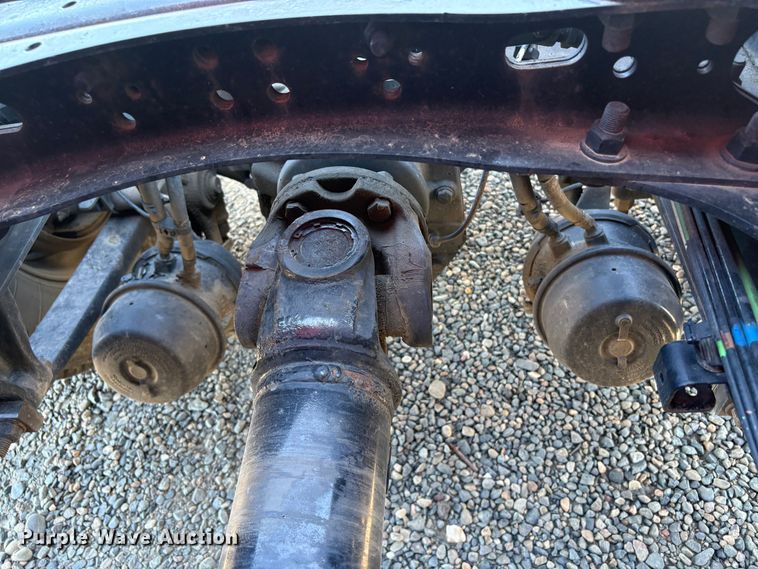 image for item YA3039 2021 Freightliner Cascadia semi truck