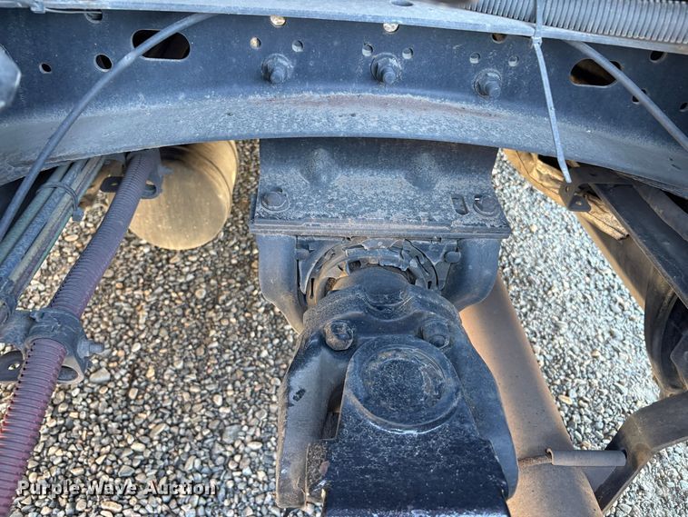 image for item YA3039 2021 Freightliner Cascadia semi truck