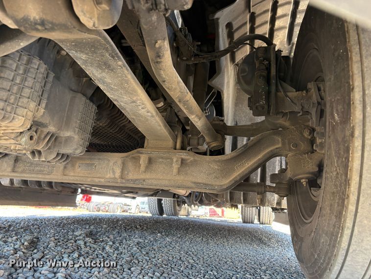 image for item YA3039 2021 Freightliner Cascadia semi truck