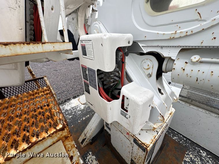 image for item YA3168 2020 Freightliner Business Class M2 bucket truck