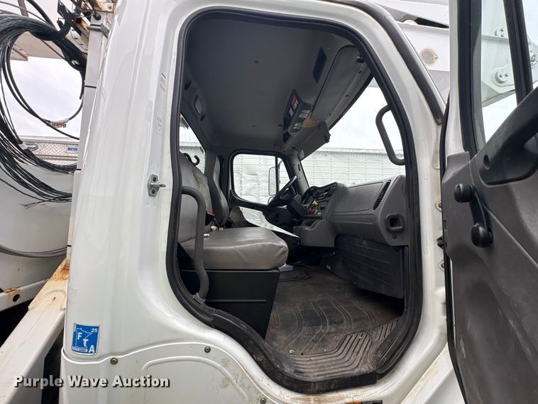 image for item YA3168 2020 Freightliner Business Class M2 bucket truck