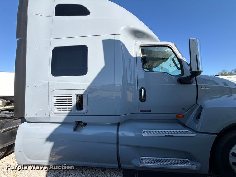 image for item YA3255 2023 International LT625 semi truck