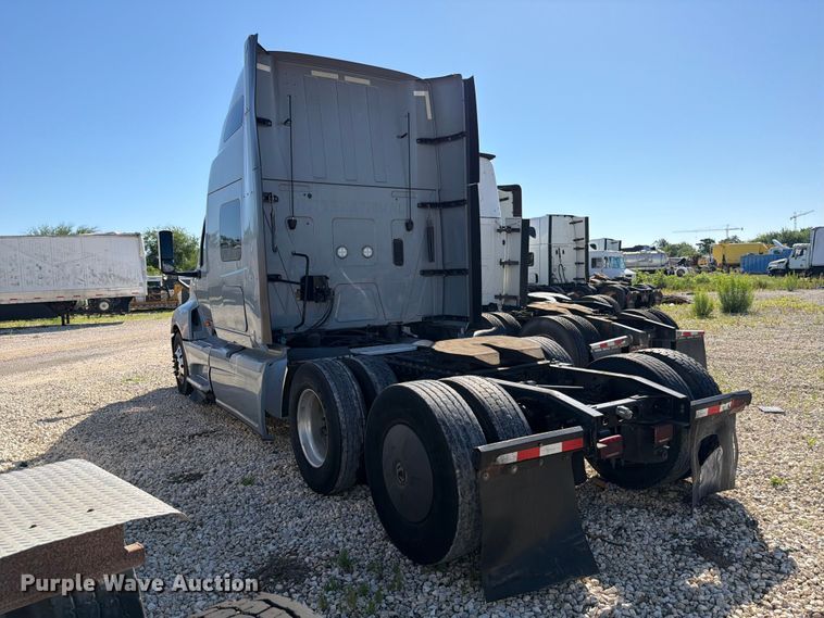 image for item YA3255 2023 International LT625 semi truck