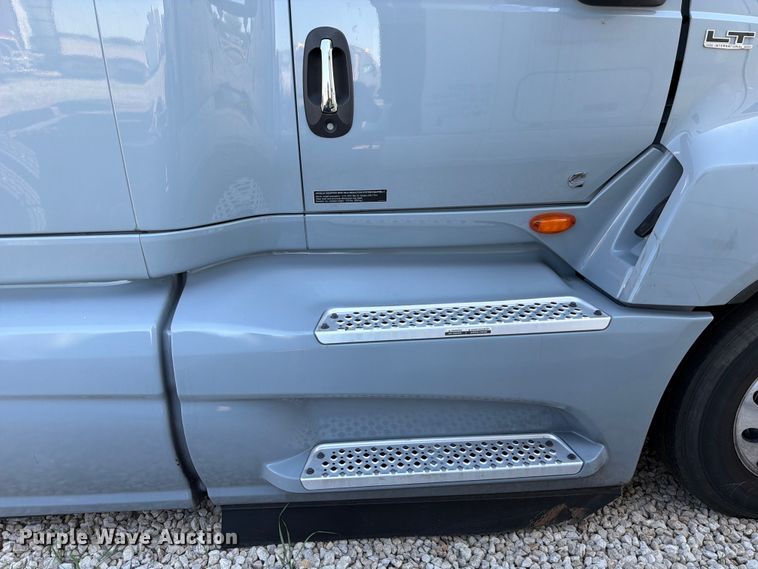 image for item YA3255 2023 International LT625 semi truck