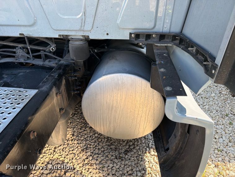 image for item YA3255 2023 International LT625 semi truck