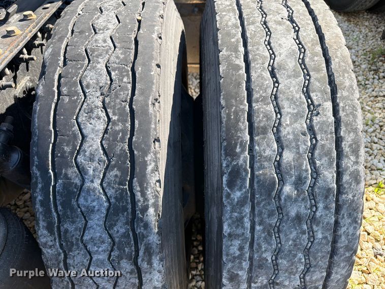 image for item YA3255 2023 International LT625 semi truck