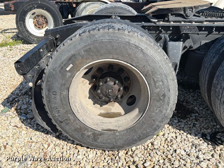 image for item YA3255 2023 International LT625 semi truck