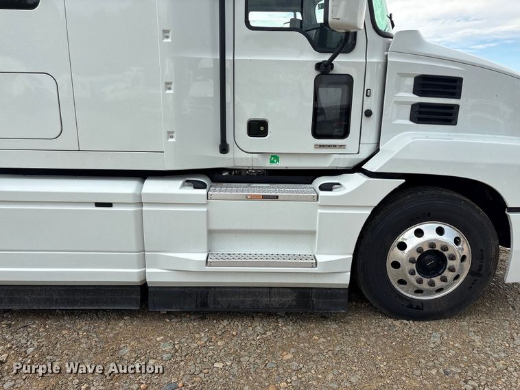image for item YA3394 2023 Mack Anthem semi truck