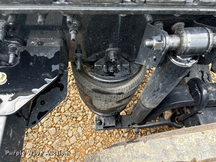 image for item YA3394 2023 Mack Anthem semi truck
