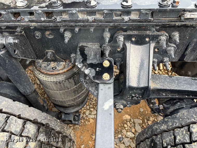 image for item YA3394 2023 Mack Anthem semi truck